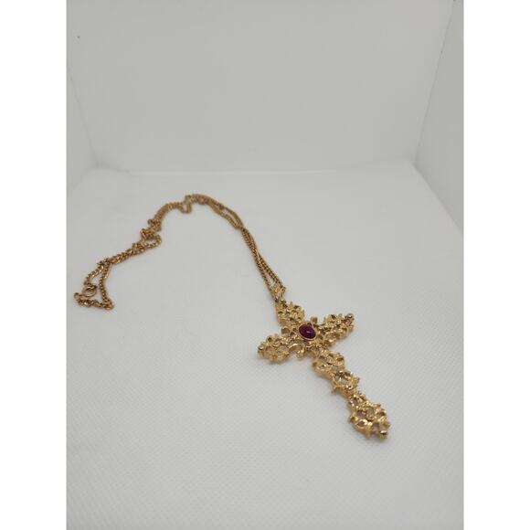 Vintage Avon Filigree Gold Tone Necklace 24" w box, signed - Picture 1 of 6